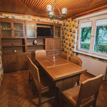 Apartmaji Retro