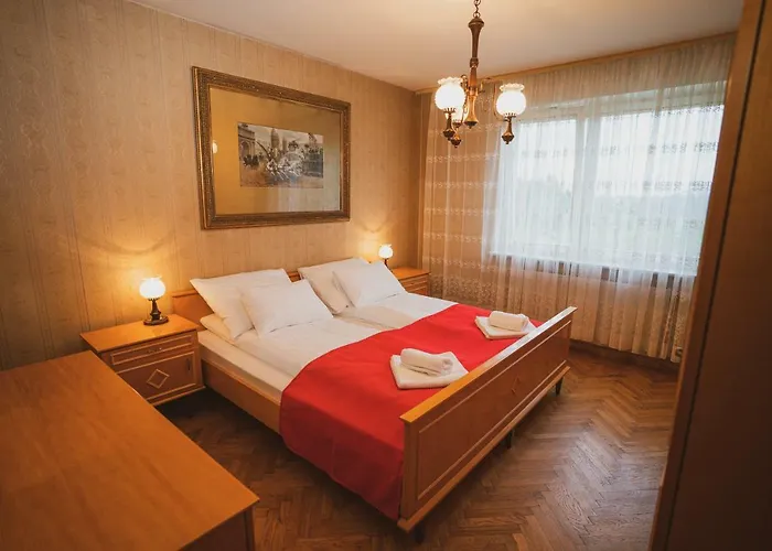 Апартаменты Apartmaji Retro *